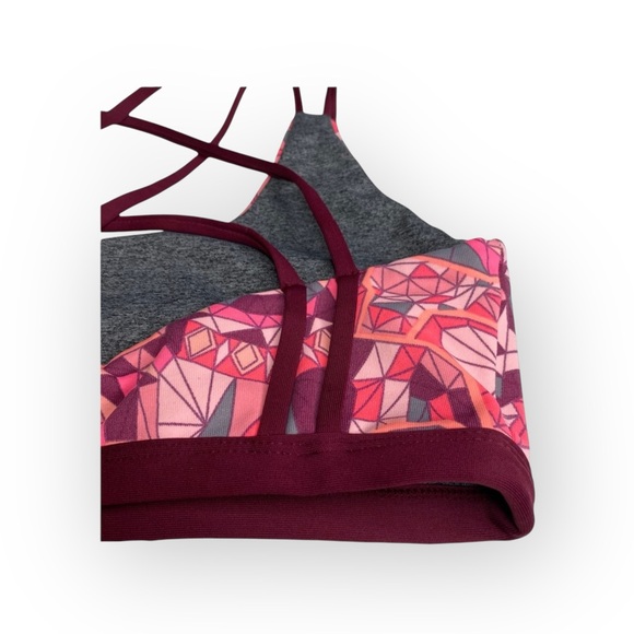 Maaji ꕥ Strappy Back Sports Bra Bralette Top ꕥ Pink Mauve Geometric Print ꕥ Med - Picture 6 of 16